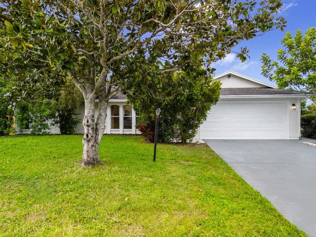 $355,000 | 461 Southwest Meadow Terrace, Port St. Lucie, FL 34984