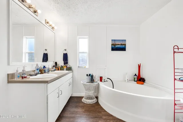 $232,000 | 644 Woodpecker Parkway, Rocky Point, NC 28457