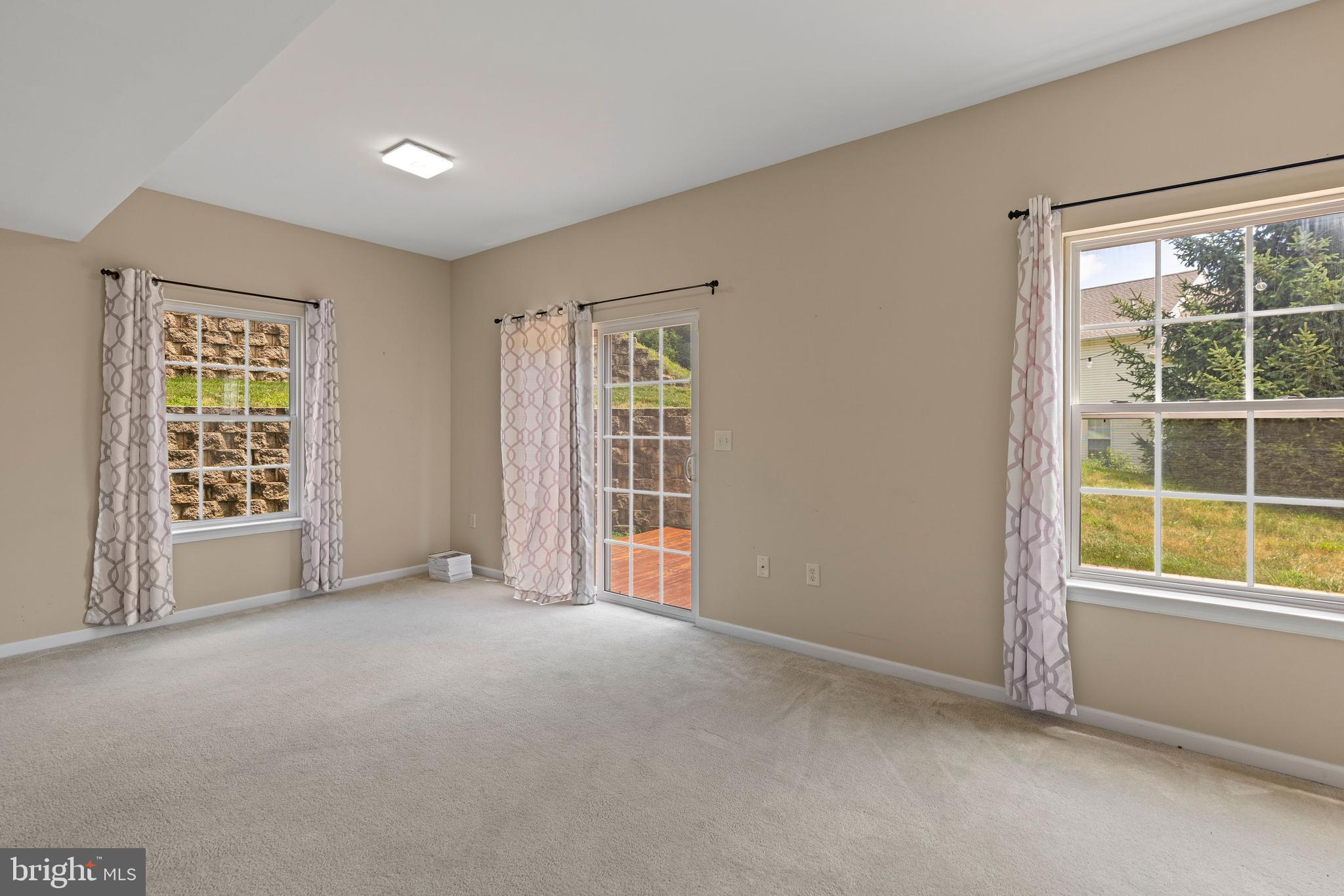 466 Marion Road, Unit 466 York, PA 17406 - Photo 30 of 40 Gallery Image 30