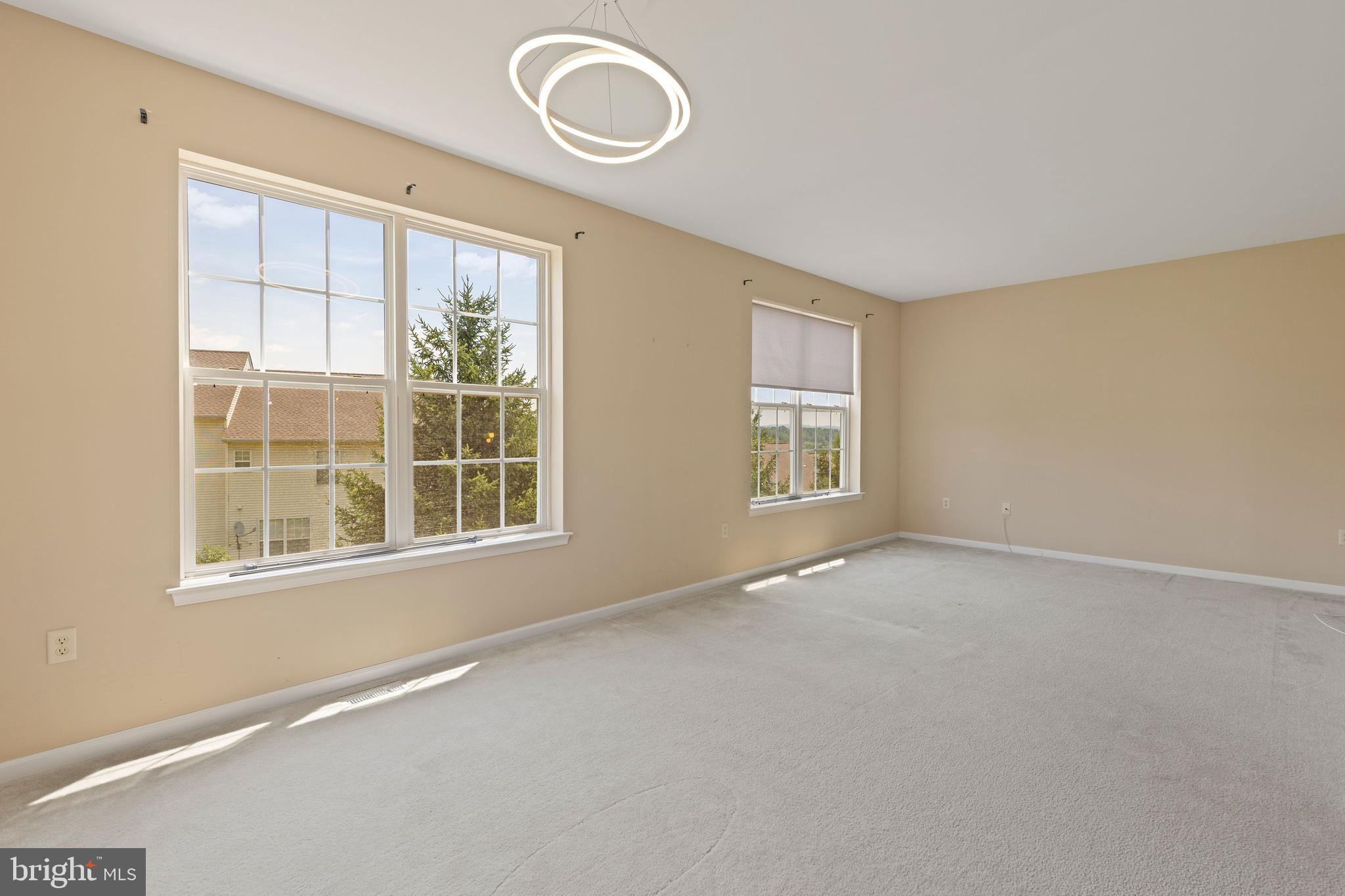 466 Marion Road, Unit 466 York, PA 17406 - Photo 4 of 40 Gallery Image 4