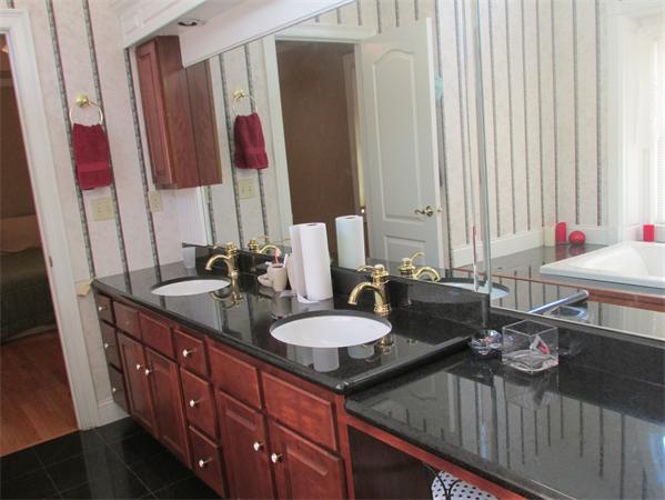 419 Springdale Road Westfield, MA 01085 - Photo 10 of 15 Gallery Image 10
