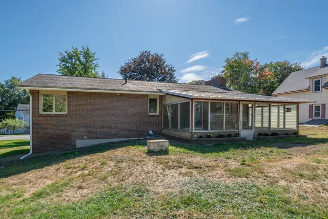 $465,000 | 126 Cohas Avenue, Manchester, NH 03109