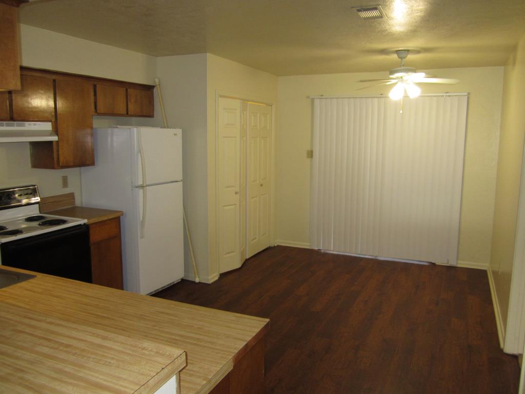 2420 Pecan Ridge Drive, Unit A Bryan, TX 77802 - Photo 5 of 12