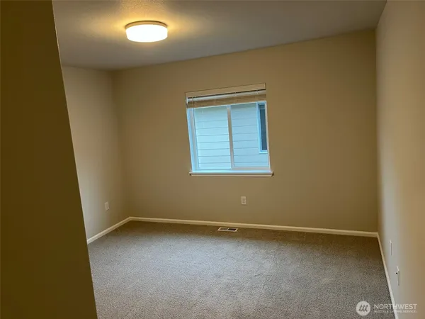 $3,899 | 949 121st Avenue Southeast, Lake Stevens, WA 98258