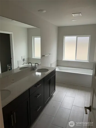 $3,899 | 949 121st Avenue Southeast, Lake Stevens, WA 98258
