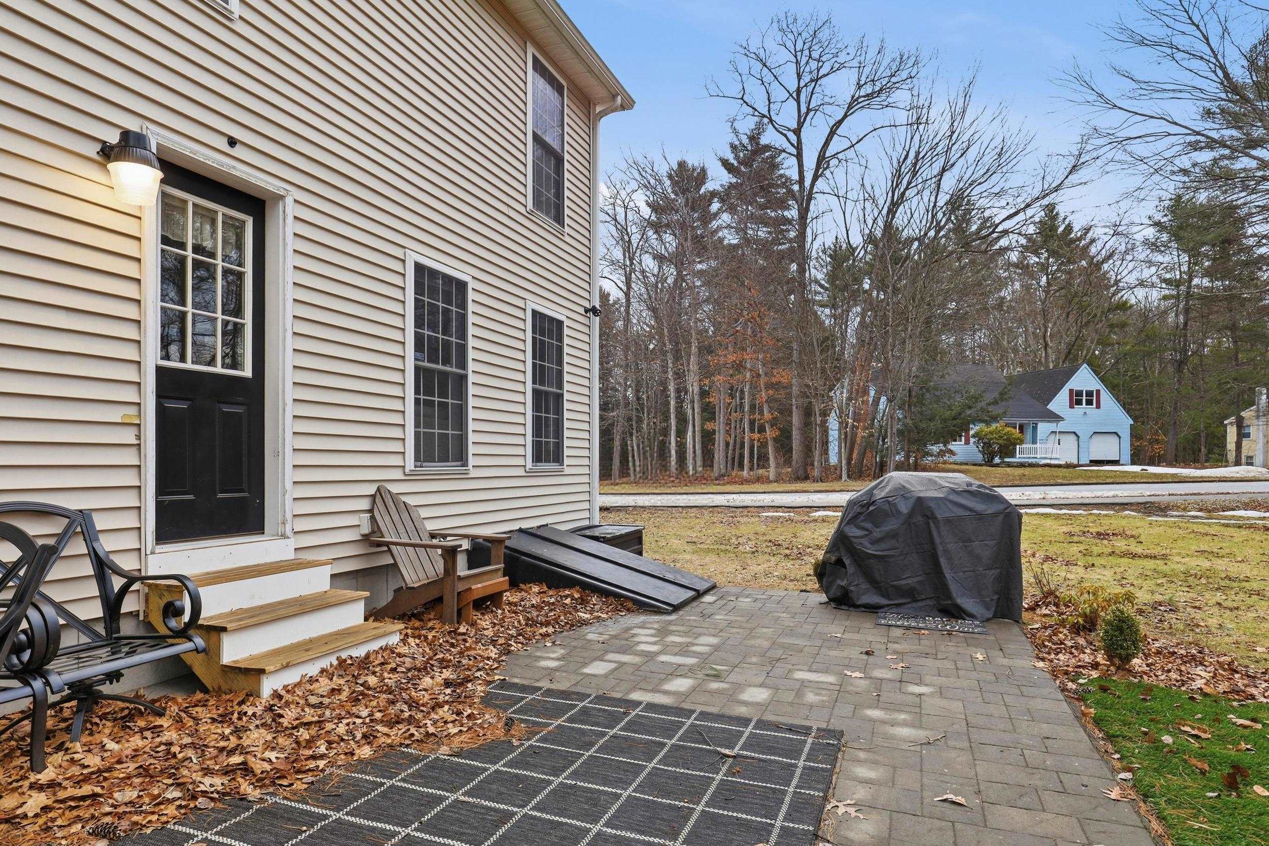 62 Hampton Street Concord, NH 03301 - Photo 4 of 44