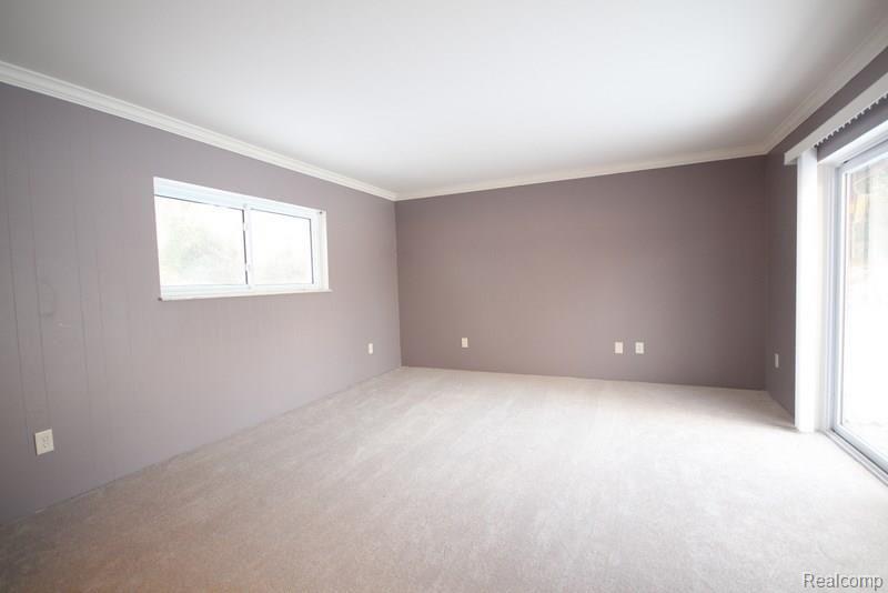 1644 Kingsmere Circle Rochester, MI 48309 - Photo 27 of 31 Kingsmere+039-3035385986-O.jpg