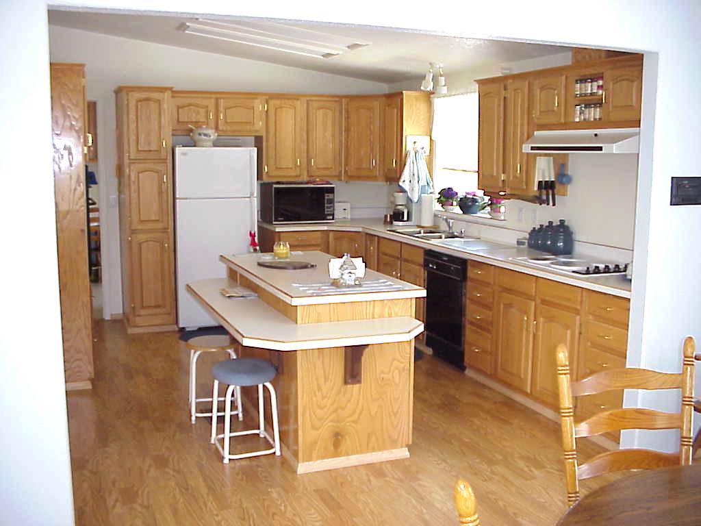 8803 Mieras Road Yakima, WA 98901 - Photo 3 of 7 KITCHEN