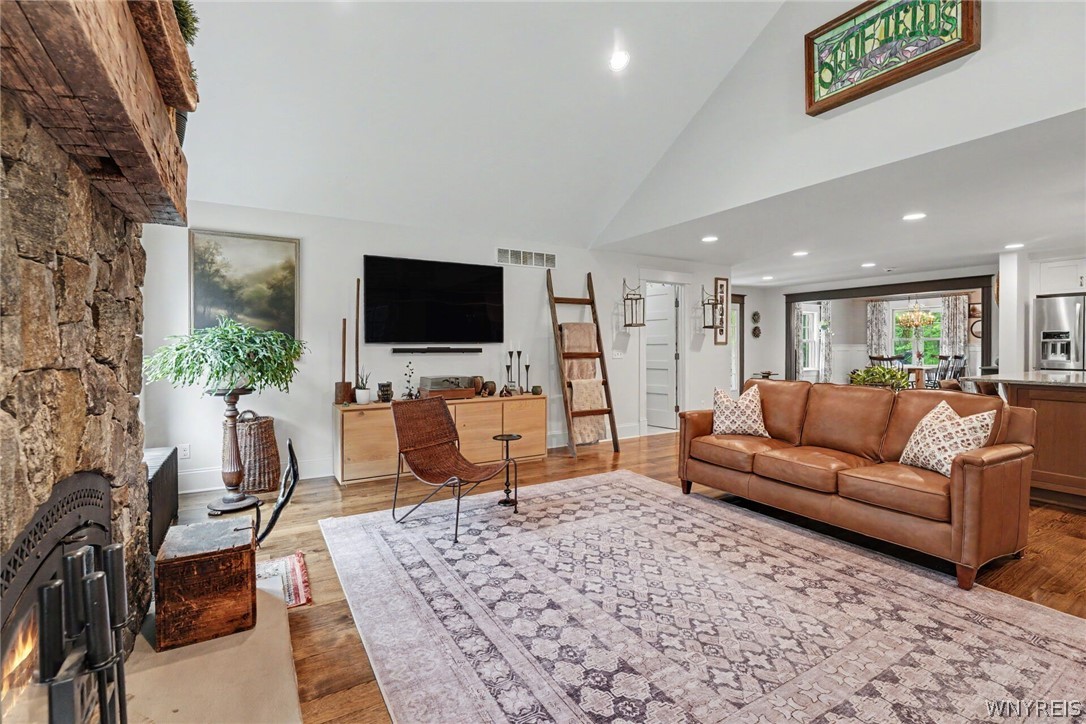 6600 Dye Road Newstead, NY 14001 - Photo 26 of 50 Side corner view of great room