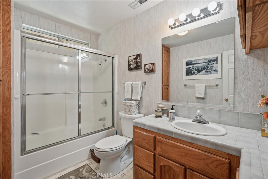 131 Ryan Road Lakeport, CA 95453 - Photo 17 of 59 guest bath