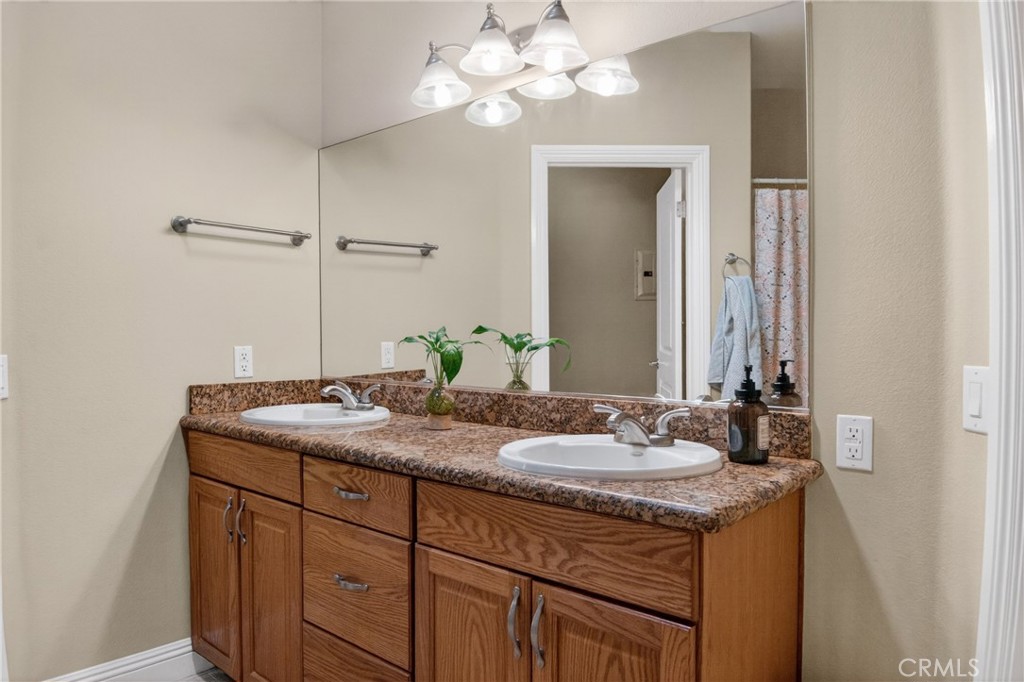 11380 Rochester Road Phelan, CA 92371 - Photo 36 of 55