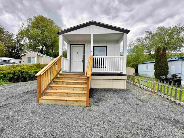 $92,499 | 1025 Eid Road, Unit 6, Moscow, ID 83843