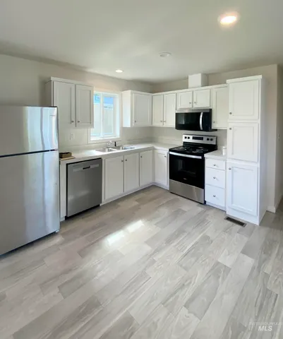 $92,499 | 1025 Eid Road, Unit 6, Moscow, ID 83843