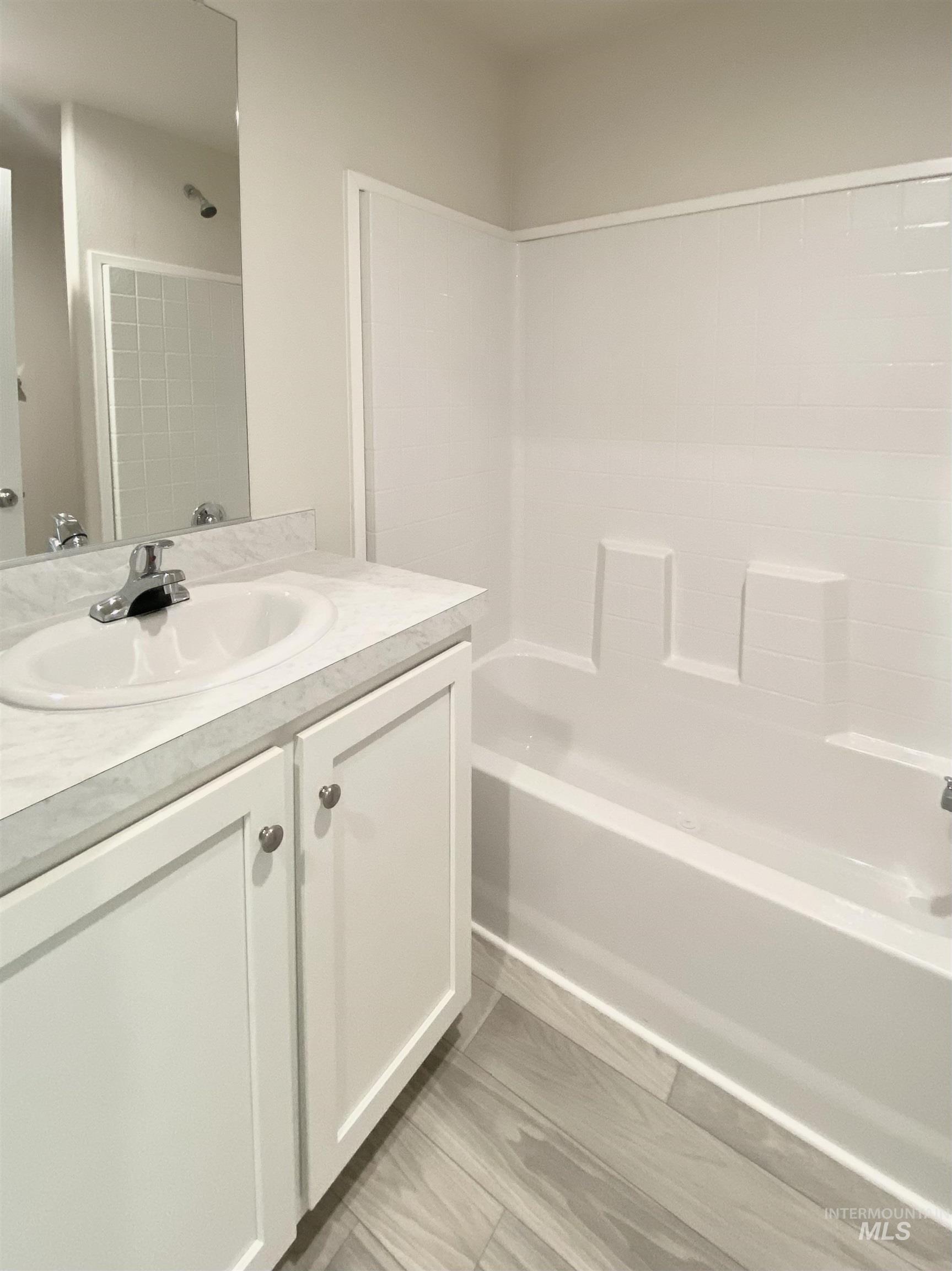 1025 Eid Road, Unit 6 Moscow, ID 83843 - Photo 8 of 11