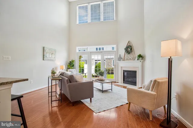 $670,000 | 8861 Shining Oceans Way, Unit 27, Columbia, MD 21045