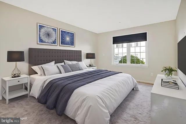 $650,000 | 8861 Shining Oceans Way, Unit 27, Columbia, MD 21045