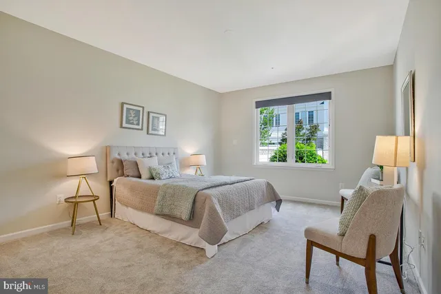 $670,000 | 8861 Shining Oceans Way, Unit 27, Columbia, MD 21045