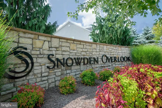 $670,000 | 8861 Shining Oceans Way, Unit 27, Columbia, MD 21045