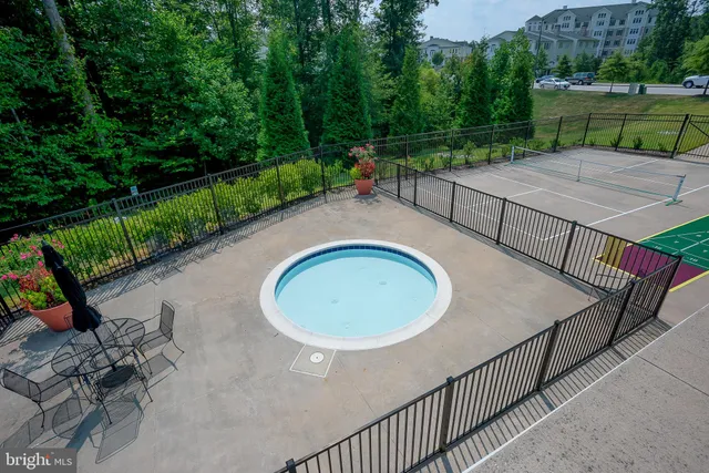 $650,000 | 8861 Shining Oceans Way, Unit 27, Columbia, MD 21045