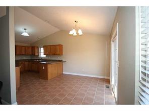 6098 Prairie Stream Way Columbus, IN 47203 - Photo 11 of 21 Gallery Image 11