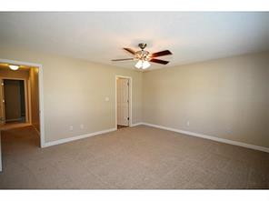 6098 Prairie Stream Way Columbus, IN 47203 - Photo 17 of 21 Gallery Image 17