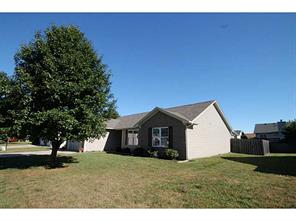 6098 Prairie Stream Way Columbus, IN 47203 - Photo 3 of 21 Gallery Image 3