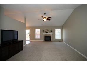 6098 Prairie Stream Way Columbus, IN 47203 - Photo 10 of 21 Gallery Image 10