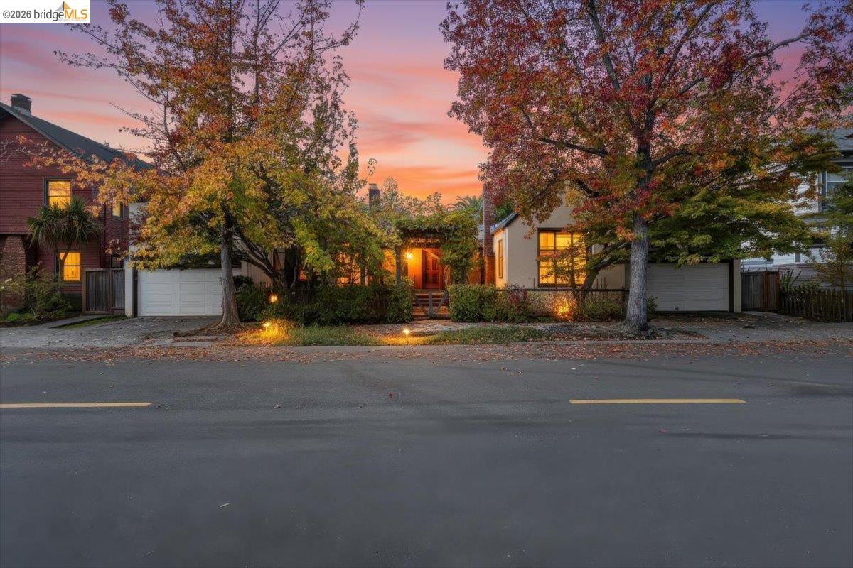 2702 Dana Street Berkeley, CA 94705 - Photo 1 of 37 a front view of a house with a yard
