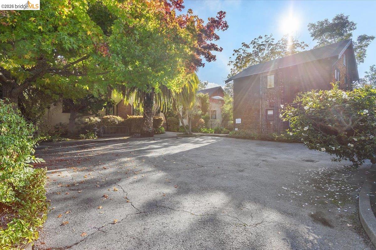 2702 Dana Street Berkeley, CA 94705 - Photo 27 of 37