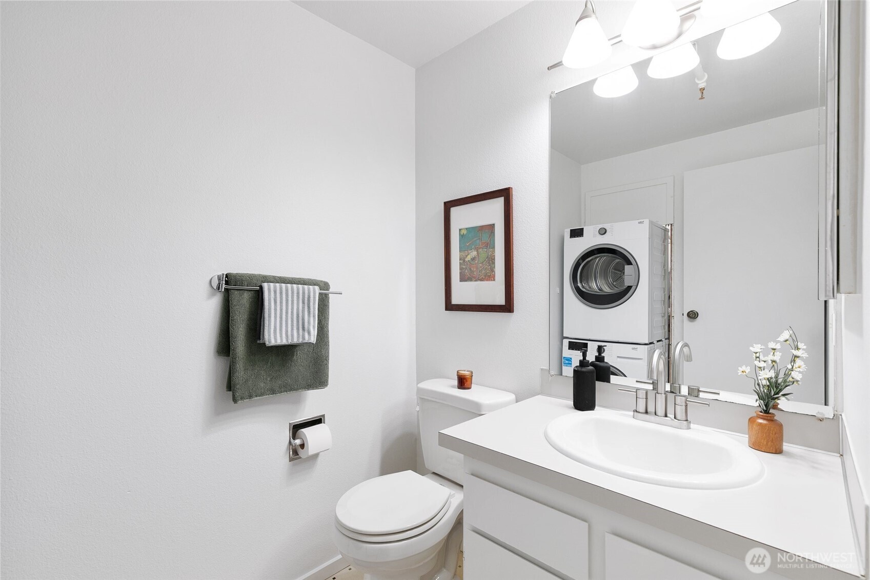 1406 Harvard Avenue, Unit 16 Seattle, WA 98122 - Photo 13 of 18