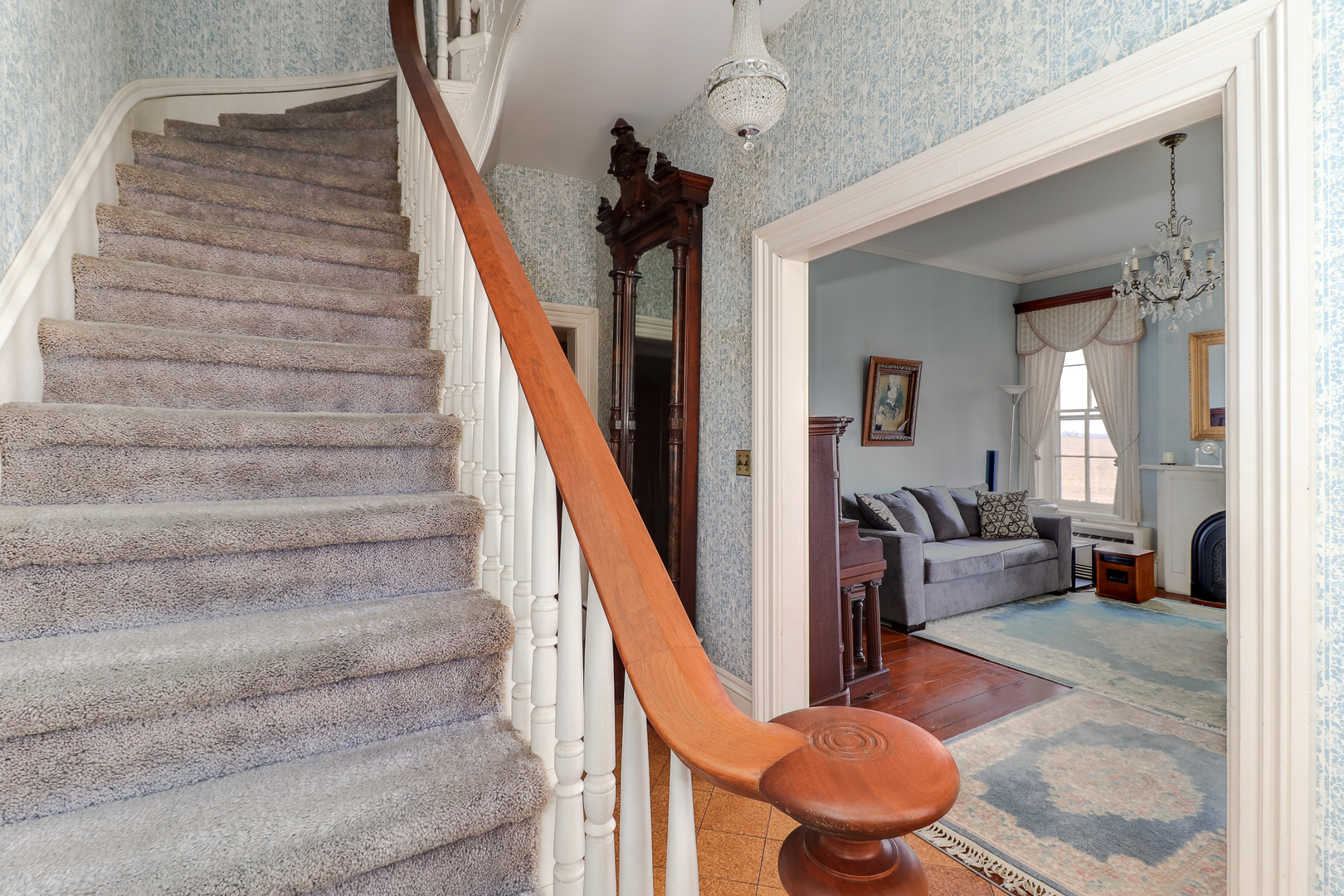 367 Horner Road Armington, IL 61721 - Photo 11 of 50 a view of entryway and hall