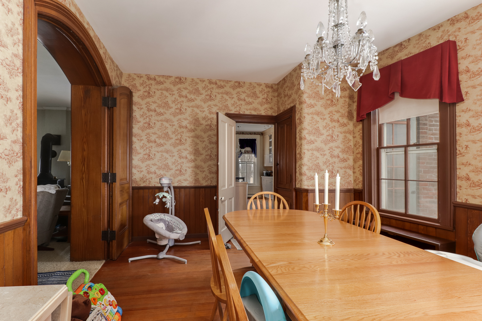 367 Horner Road Armington, IL 61721 - Photo 18 of 50 a dining room with furniture a chandelier and window