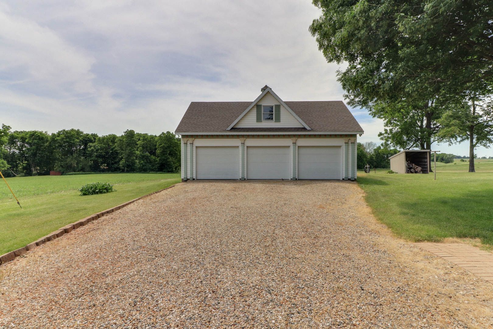 367 Horner Road Armington, IL 61721 - Photo 4 of 50 a front view of a house with a yard
