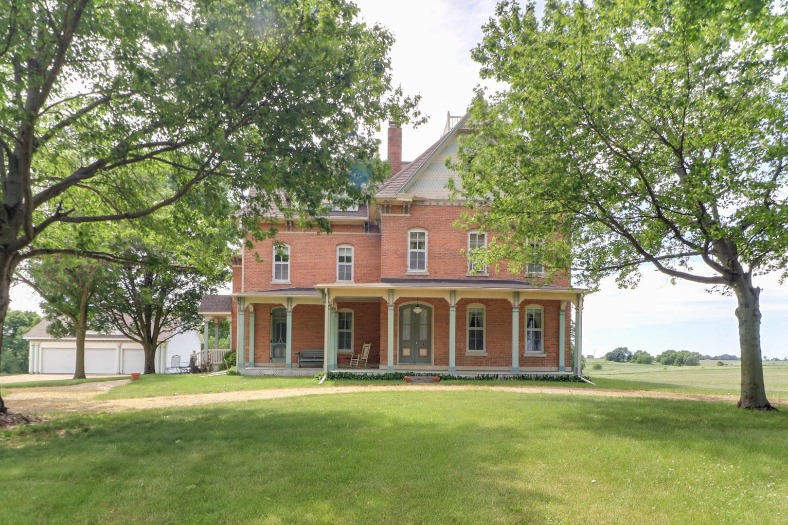 367 Horner Road Armington, IL 61721 - Photo 8 of 50 a front view of a house with a garden