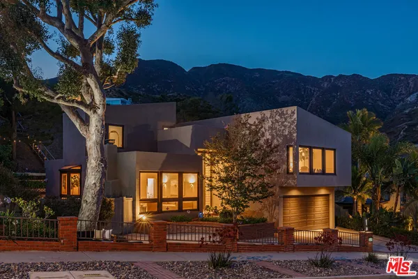 $2,795,000 | 3449 Cloudcroft Drive, Malibu, CA 90265