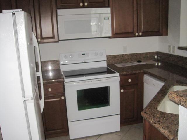 3121 Laurel Ridge Circle Riviera Beach, FL 33404 - Photo 2 of 11 Additional Photo