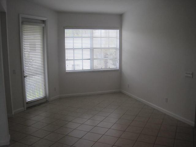 3121 Laurel Ridge Circle Riviera Beach, FL 33404 - Photo 4 of 11 Additional Photo