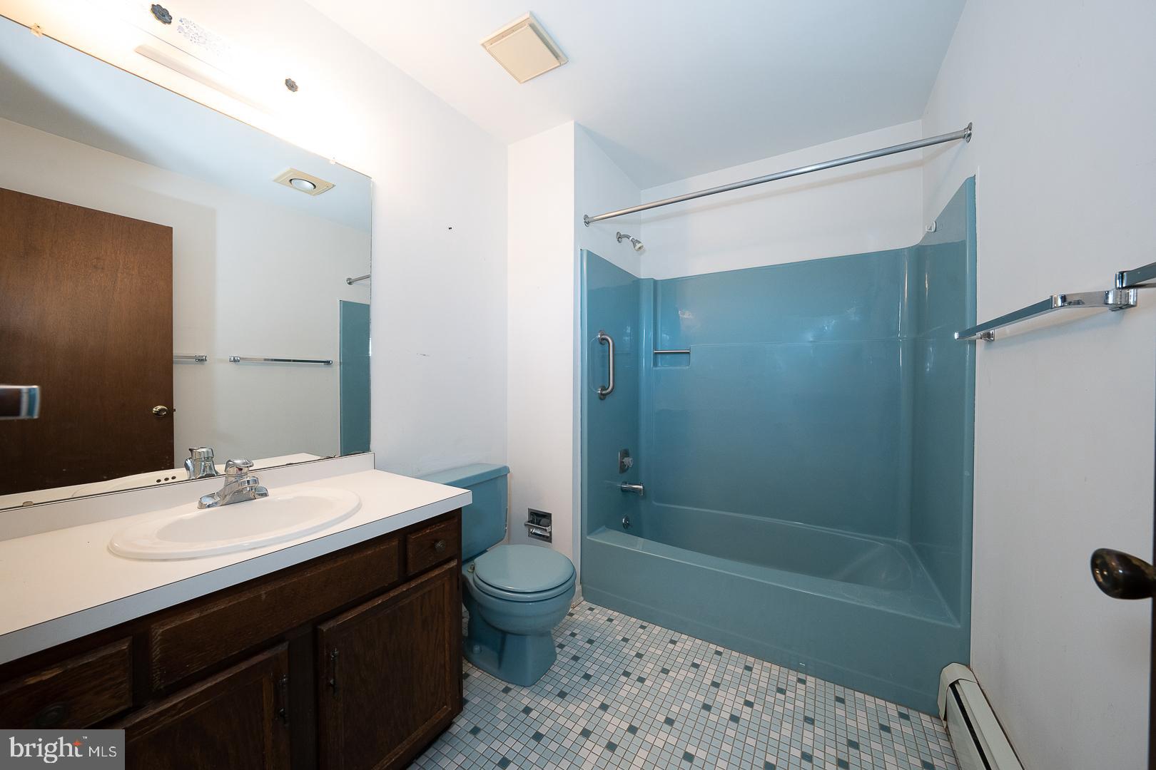 1200 Old Lancaster Road Berwyn, PA 19312 - Photo 17 of 23 main bath with tub shower