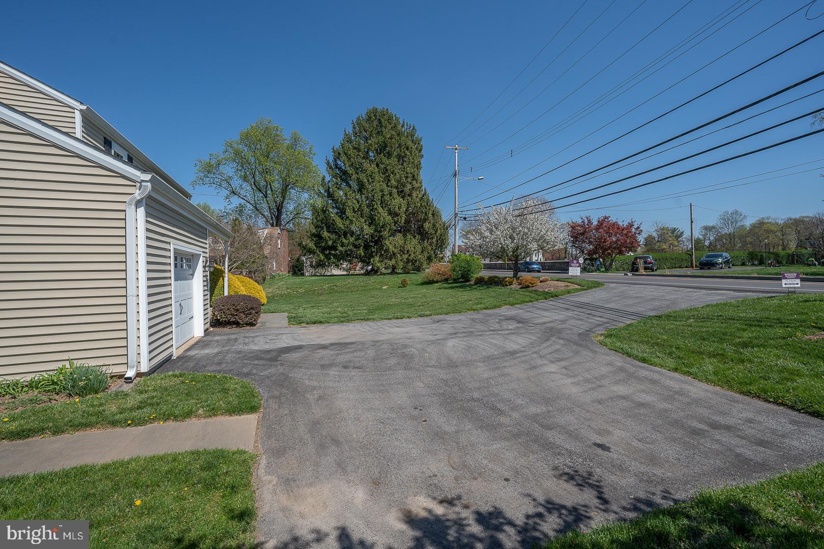 1200 Old Lancaster Road Berwyn, PA 19312 - Photo 5 of 23 plenty of parking