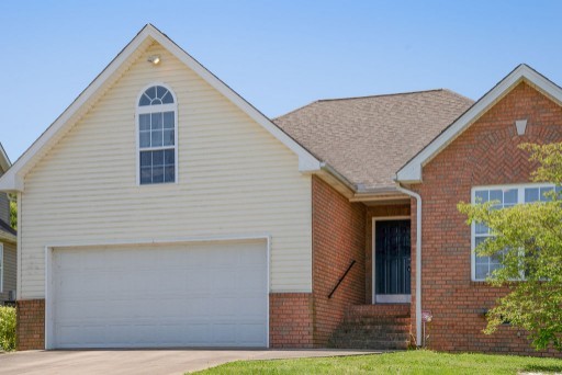 497 Berry Circle Springfield, TN 37172 - Photo 1 of 22 Gallery Image 1