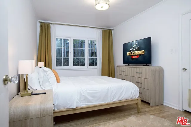 $6,995 | 951 North Martel Avenue, Los Angeles, CA 90046