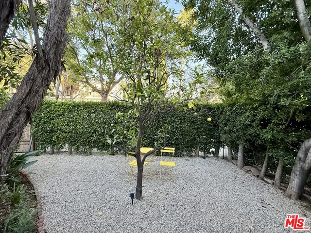 $6,995 | 951 North Martel Avenue, Los Angeles, CA 90046