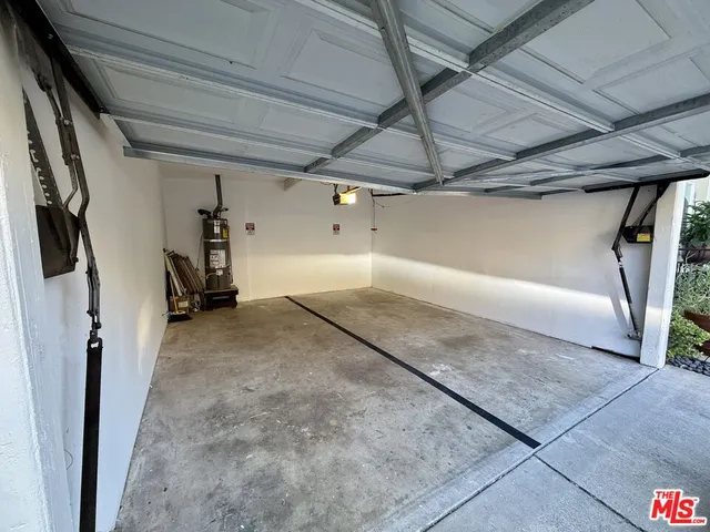 $6,995 | 951 North Martel Avenue, Los Angeles, CA 90046