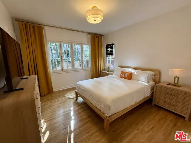 a view of a chairs with sitting area