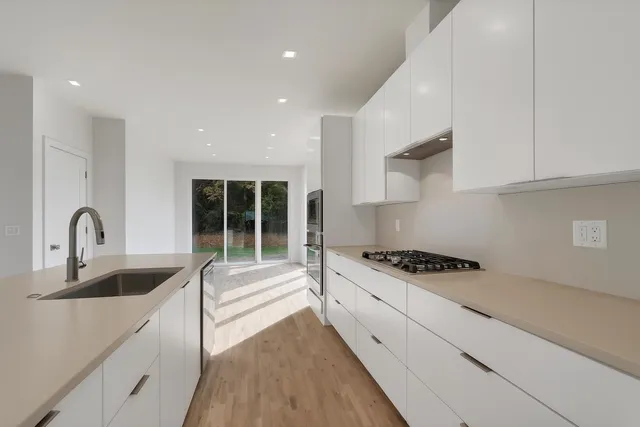 $699,900 | 1780 Bobby Jones Drive, De Pere, WI 54115