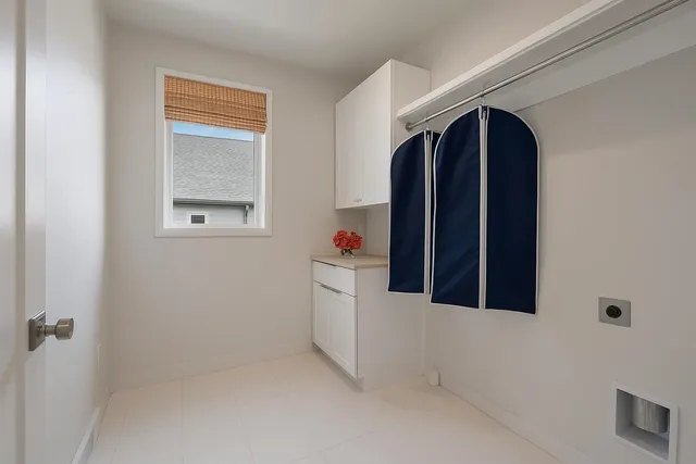 $699,900 | 1780 Bobby Jones Drive, De Pere, WI 54115