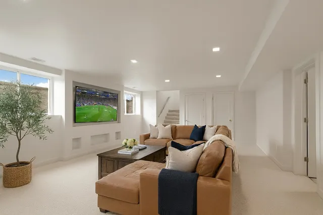 $699,900 | 1780 Bobby Jones Drive, De Pere, WI 54115