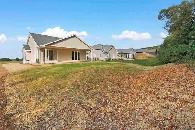 $699,900 | 1780 Bobby Jones Drive, De Pere, WI 54115