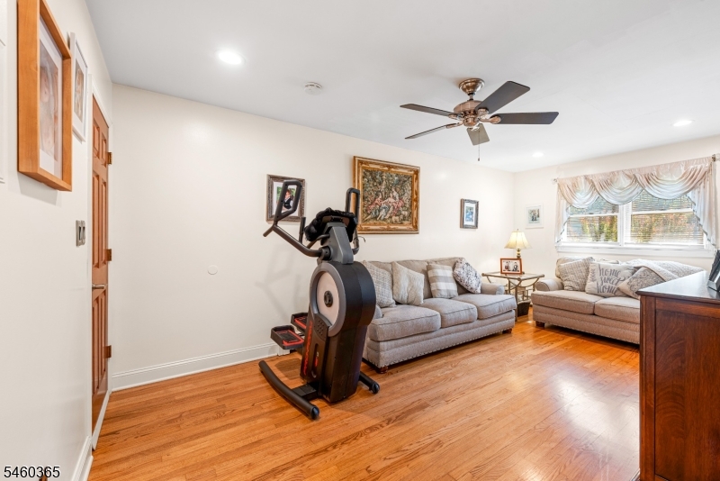 4 Harrison Road Succasunna, NJ 07876 - Photo 12 of 35 Gallery Image 12