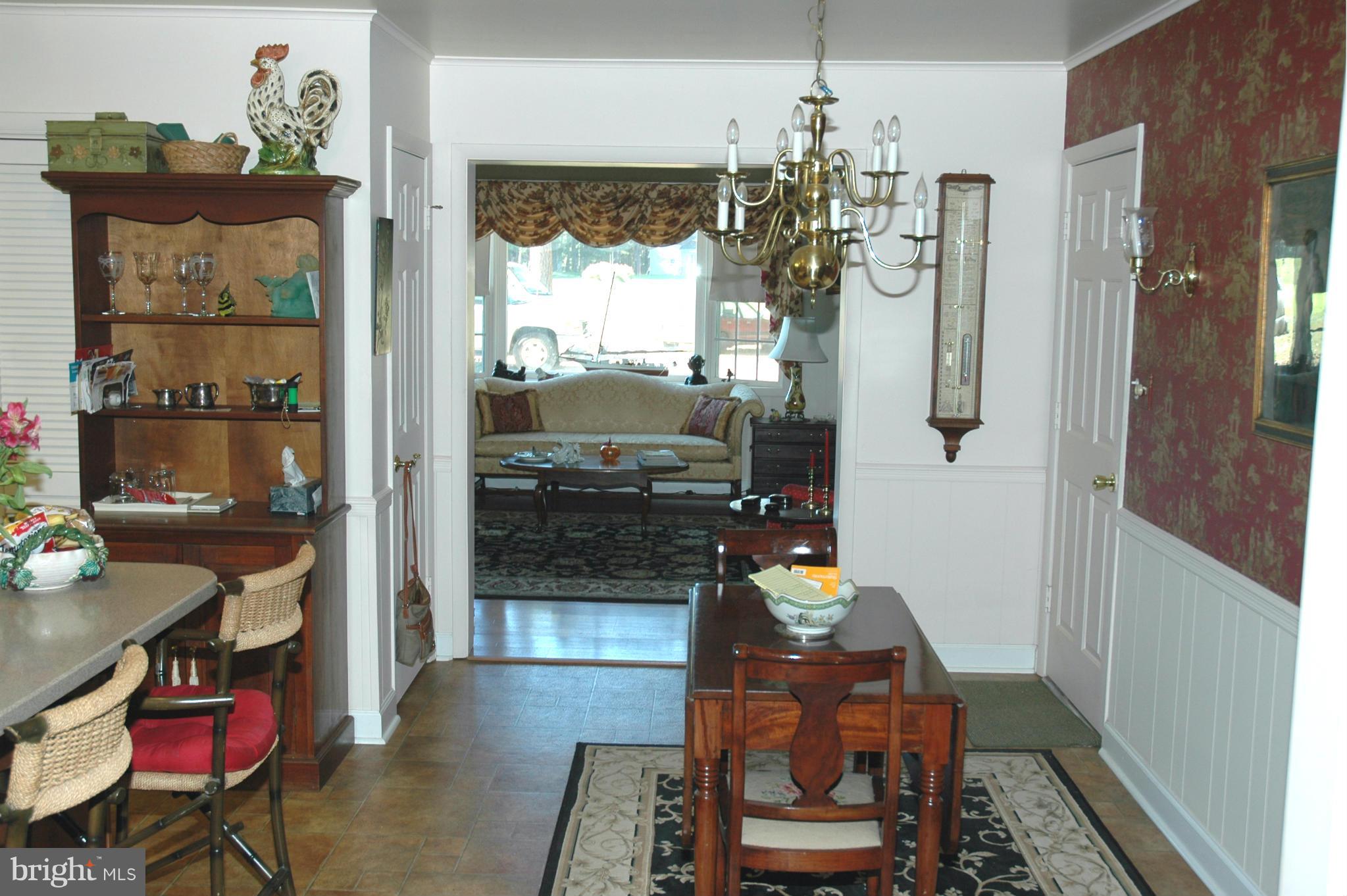 6685 Manadier Road Easton, MD 21601 - Photo 10 of 12 Dining Room